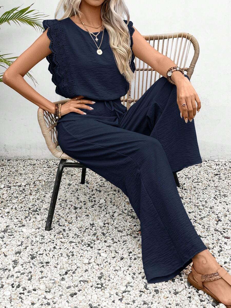 Conjunto Frenchy Casual com Renda e Calça Longa