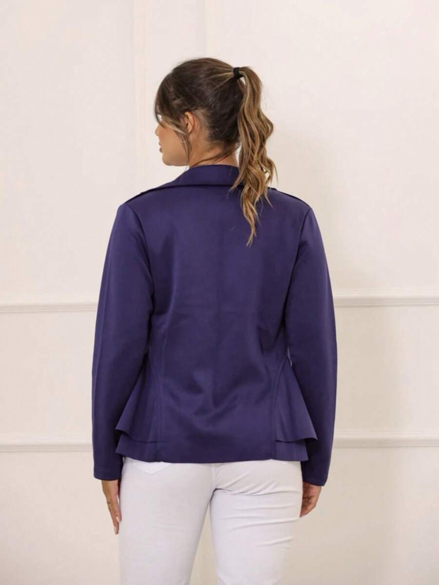 Blazer Bianca Curto com Babado em Neoprene