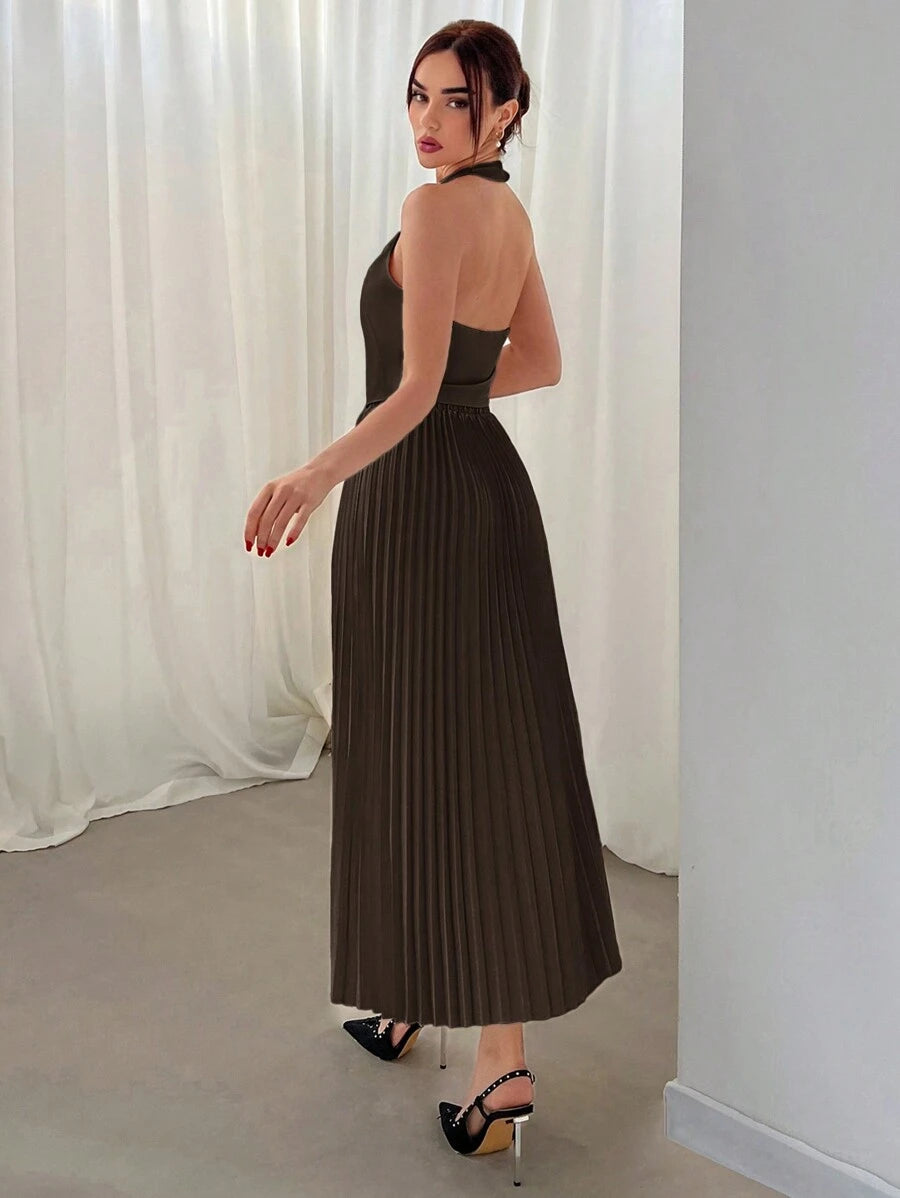 Conjunto Elisa Elegante com Colete Frente Única e Saia Plissada