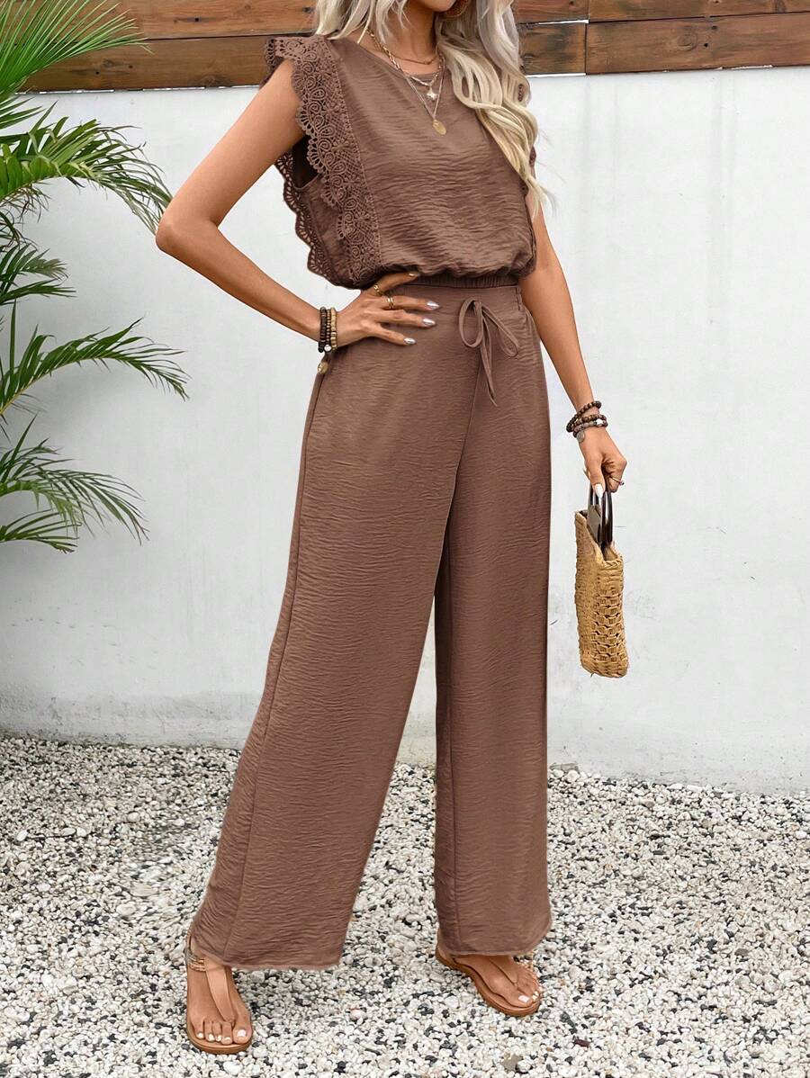 Conjunto Frenchy Casual com Renda e Calça Longa