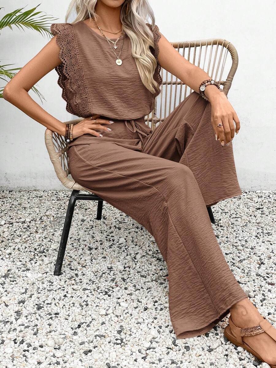 Conjunto Frenchy Casual com Renda e Calça Longa