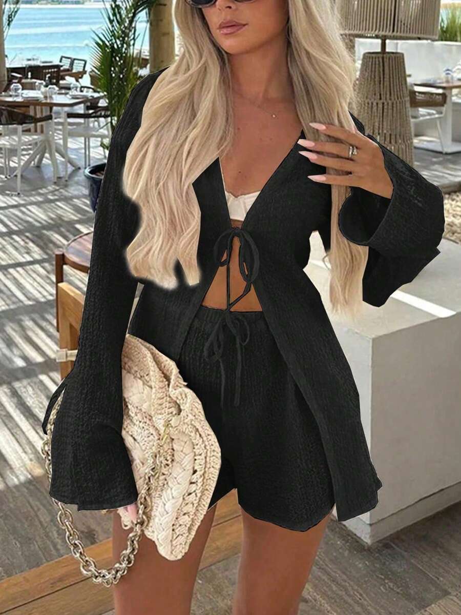 Conjunto Serena Casual com Top de Amarração e Shorts