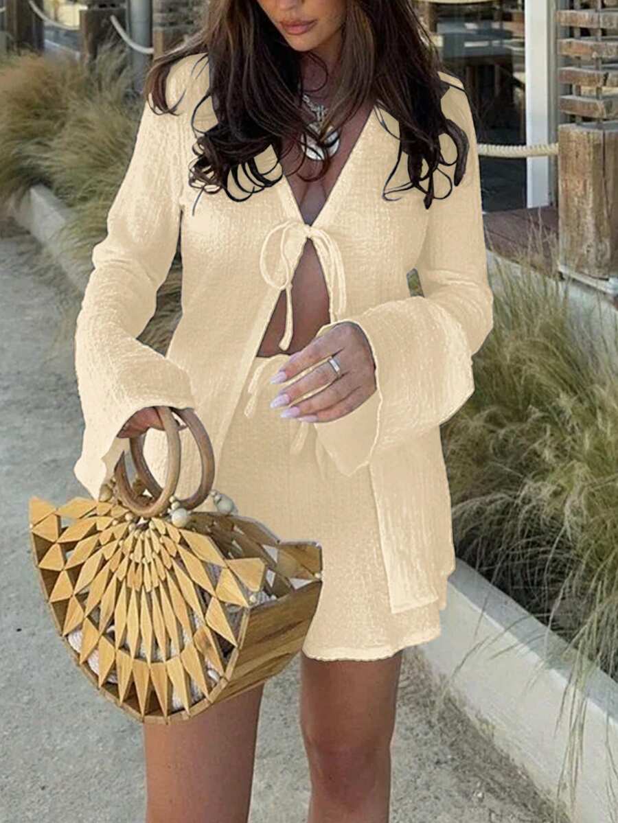 Conjunto Serena Casual com Top de Amarração e Shorts