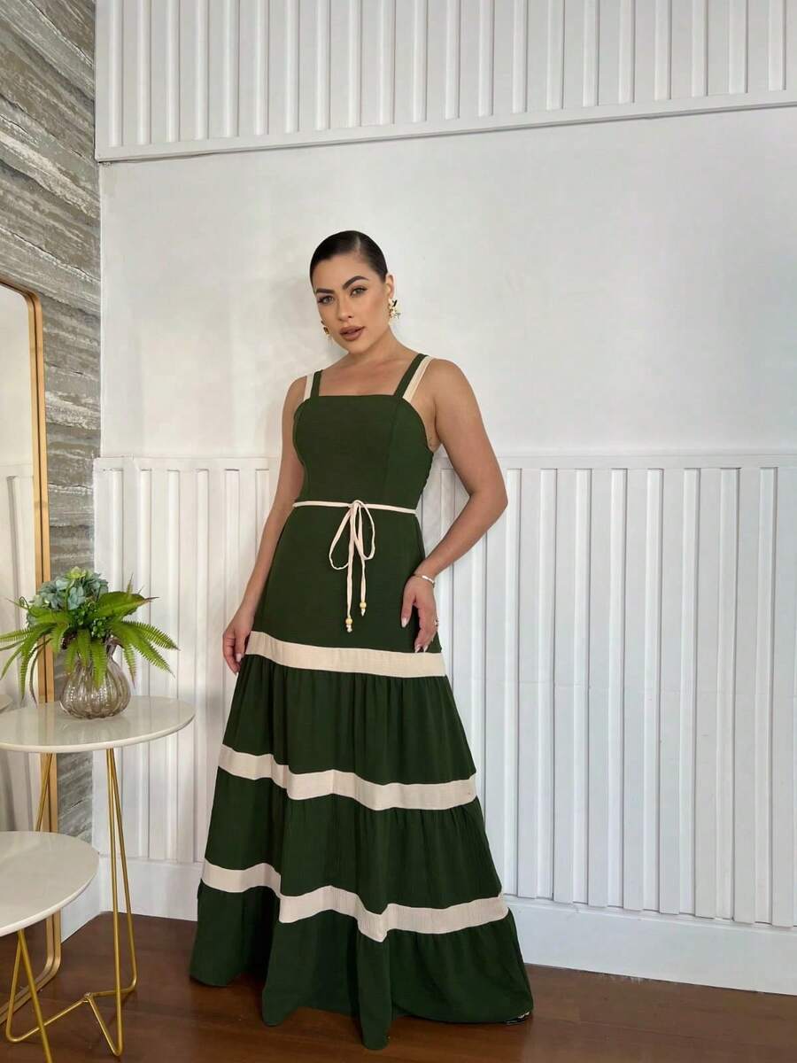 Vestido Lavinia Striped Elegance